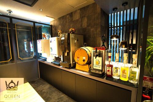 Food and beverages, HOTEL The QUEEN   in Toyonaka