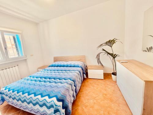 One-Bedroom Apartment image 10