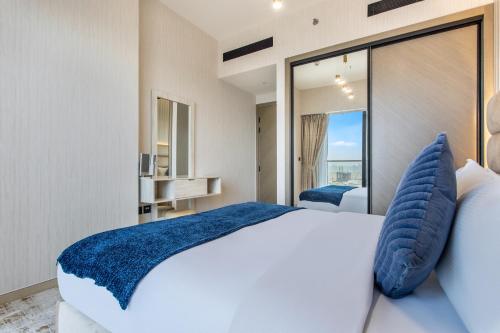 One Bedroom Apartment in Binghatti Crest by The S Holiday Homes - image 7