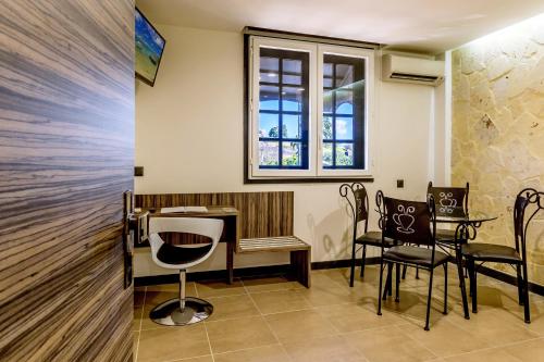 Instalaciones, Residence Fort Savane in Fort-de-France