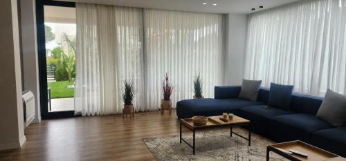 Three-Bedroom Villa image 10