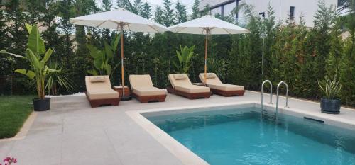 Villa MarYsol - San Pietro Resort - Pool & Hot Tub, Durrës (photo 9)