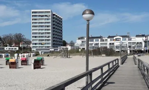 Fewo Muschelgetuschel im Prinz Hamlet - Pool und direkte Strandlage in Pelzerhaken, Deutschland