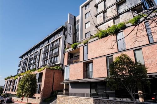 The Urban Edge - image 5