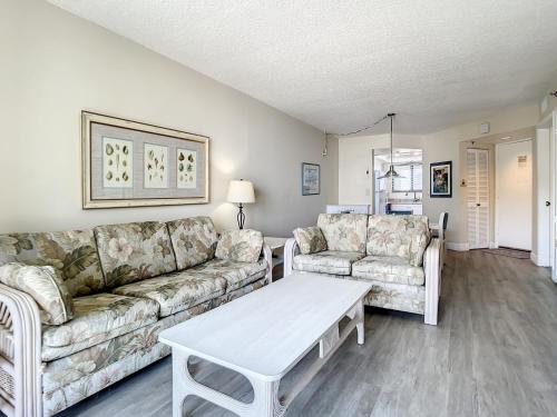 Ocean View with a beachfront pool at Ocean Trillium Condo ~ 602 in New Smyrna Beach, USA