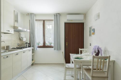 virtuve, Il Glicine in Montano Lucino