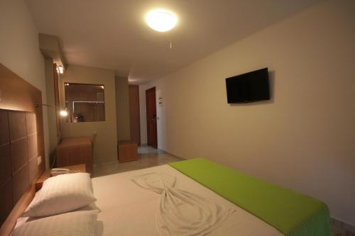 Liberty Hotel - image 2