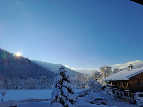 Ferienwohnungen Nagel, Kreuth-Enterbach in 克羅伊特