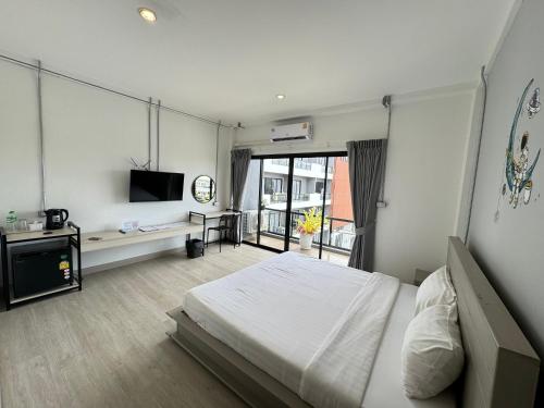 room detail thumbnail 0