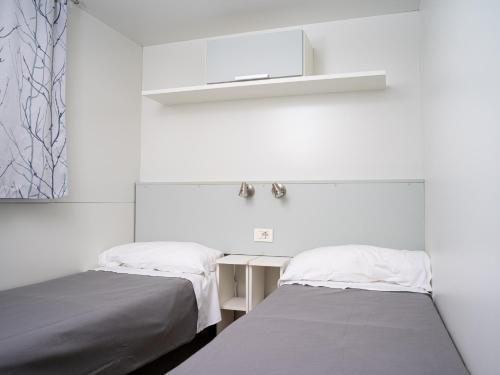 Punta Falconera camping & village