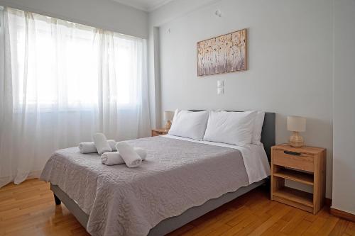 Entire Apt, 3rd Floor, 1 Bedroom, With Balcony, Athens