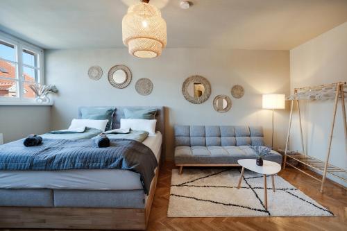Boho Design Altstadt Studio - AC & Free Parking by HERO HOMES Graz in Graz, Österreich