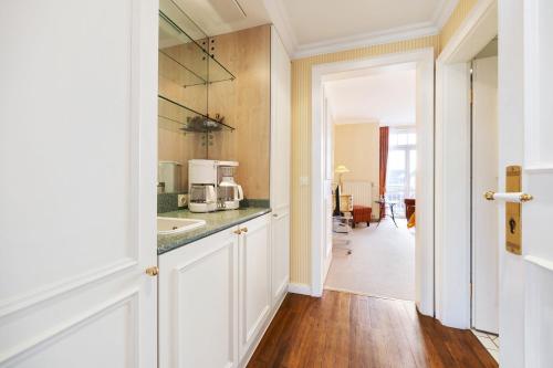 Kitchen, Strandhotel Sylt Westerland in Sylt Ost