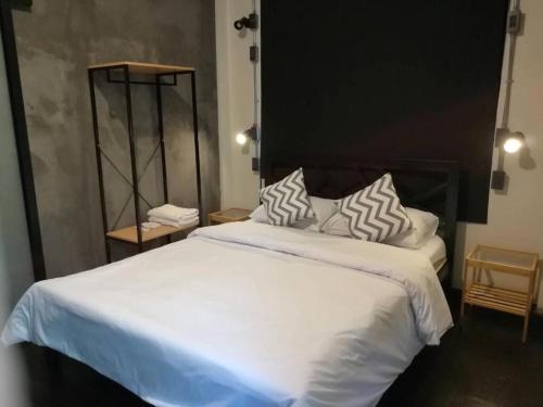 Bangkok Dreamcatcher hostel Room Type - Double Room with Private Bathroom