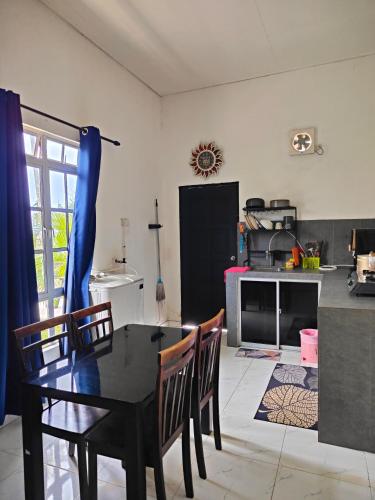 Penarik baru homestay - Tap to explore photos