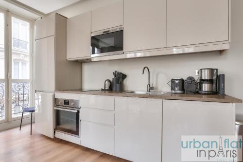 60-LUXURY PARISIAN HOME SEBASTOPOL (2DG) - image 12