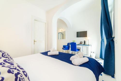 Superior Double Room image 4