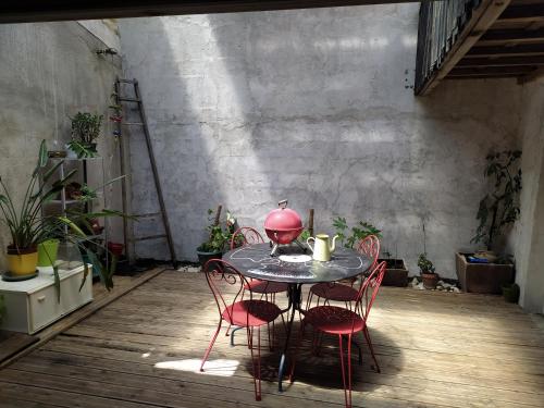 Facilities, appartement de charme near Cueillette de Caillan