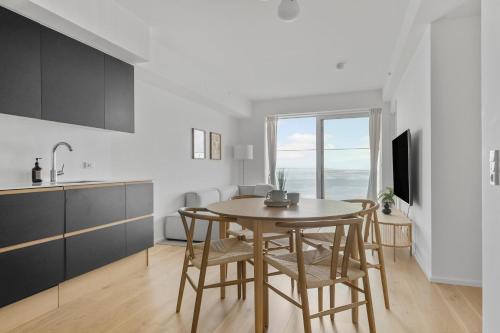 Breathtaking Ocean Views & Private Balcony in Aarhus City Center