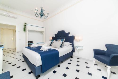 Superior Double Room image 10