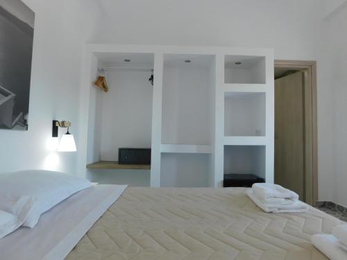 Central Emporio Rooms in Emporeio