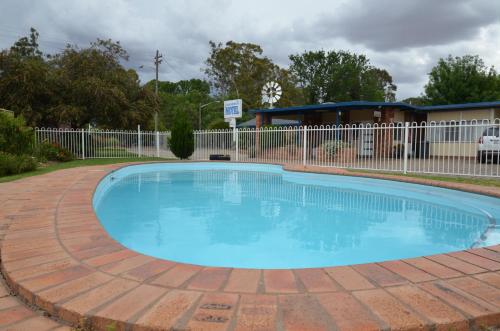 Exterior view of Orana Windmill Motel