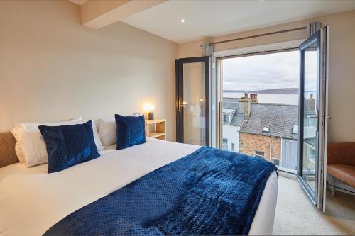 Host & Stay - Watch House - image 3