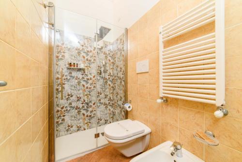 Triple Room with Sea View image 9