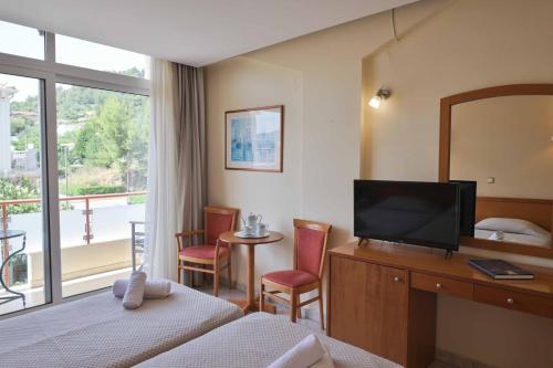 Neda Hotel in อาร์เคีย โอลิมเปีย