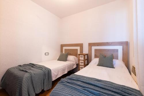UHC SANTILLANA FAMILY COMPLEX - image 4