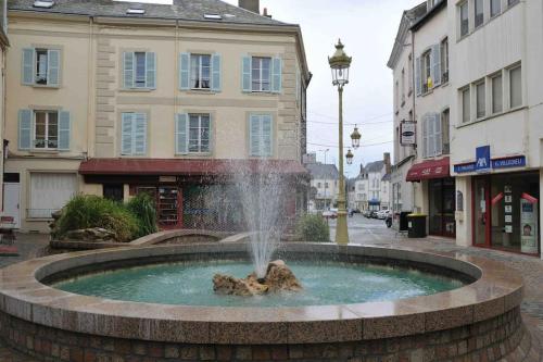 F3 Duplex "O Meublé de Pithiviers" 2 chambres 8 personnes (F3 Duplex "O Meuble de Pithiviers" 2 chambres 8 personnes) in Pithiviers