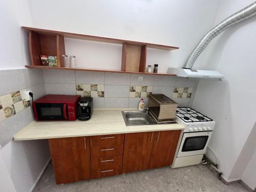 Compact House in 克盧日 - 納波卡