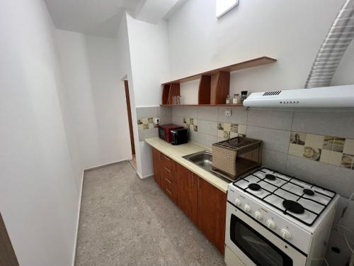 Compact House in 克盧日 - 納波卡