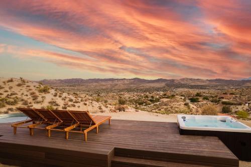 The Citadel - Huge Cowboy Tub, Hot Tub, Firepits in Yucca Valley, USA