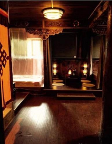 Carefree Valley Hostel Lodge Shangri La In China - 