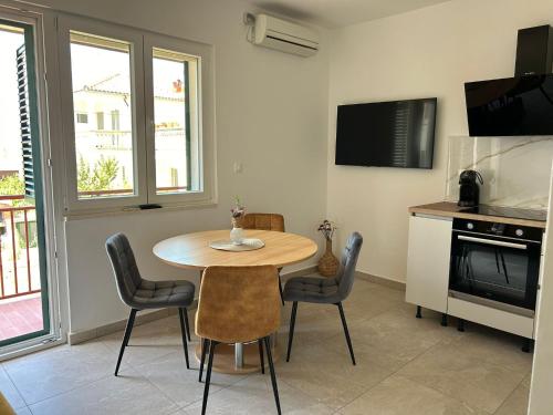 Iekārtas, Apartman MARITA in Jezera