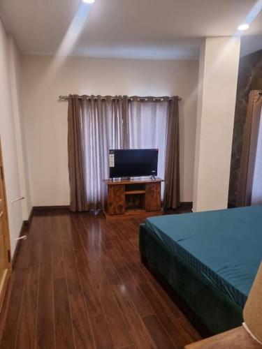 Serenity Hilltop Apartments - image 8