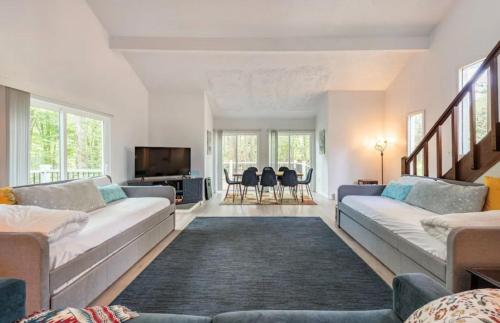 Poconos Paradise Retreat in Tobyhanna, USA