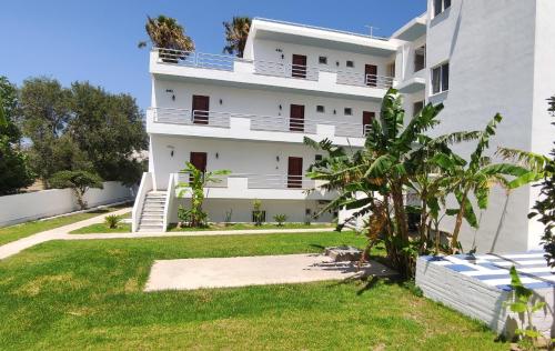 Elga Hotel - image 2