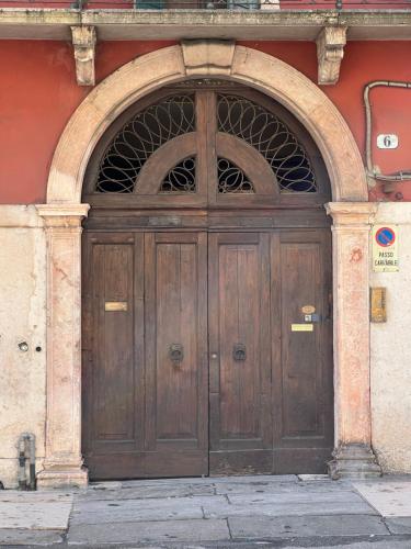 Residenza Scaligera - Tap to explore photos