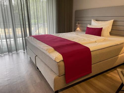 Schlosshotel Monrepos - image 10