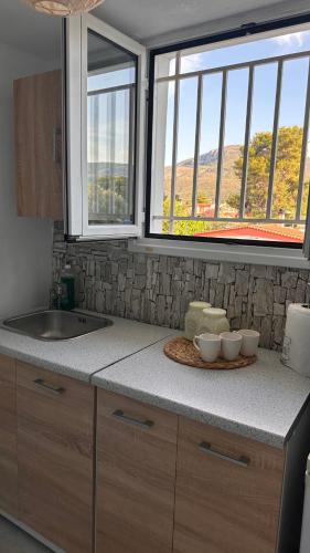 Little house near the beach in Agii Apostoli