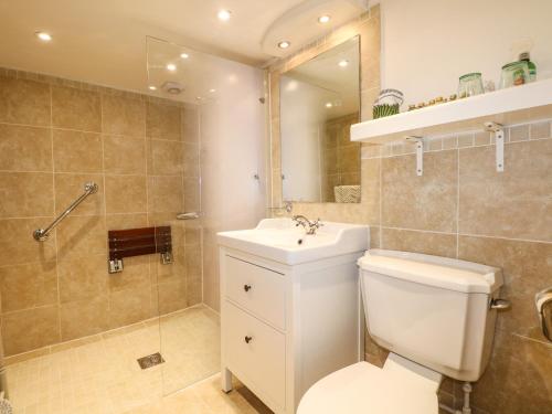 Woodend Annexe - image 6