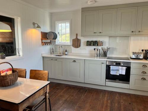 Beach Front Watch House, Lepe in Cowes West and Gurnard