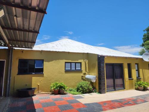 Viesnīcas āriene, Thee Agolo Guesthouse in Vryburg