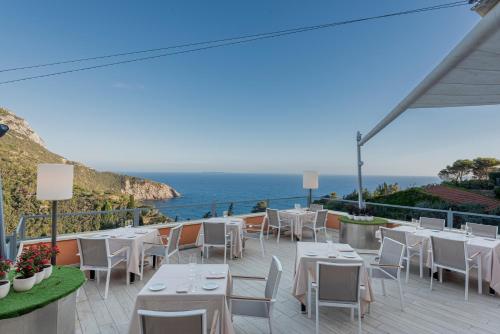 레스토랑, Boutique Hotel Torre Di Cala Piccola in 포르토 산토 스테파노