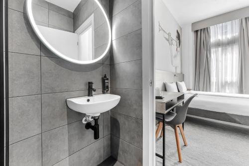 ibis Styles London Kensington - image 42
