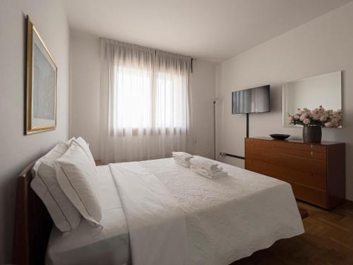 Apartment with city view Mestre Train Station