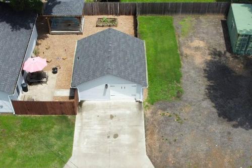 Boston Bungalow in Russellville, USA
