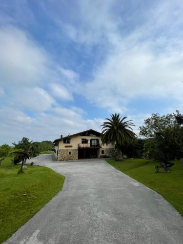 酒店周边, Agroturismo Erretegi Haundi in 伊伦